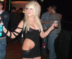  TessaS wil anaal ontmaagd worden