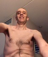  Onderdanig,bischierig  