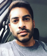  Surinaams licht getint frisse jongenman zoekt een vast Vrouwlijke Sexbuddy in Amsterdam logeren is mogelijk